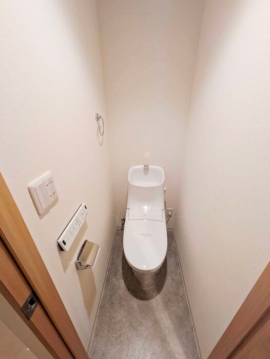 DoggyDanceShakuzii-koenのトイレ