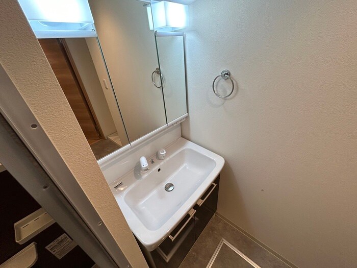 物件内観写真12　(洗面)