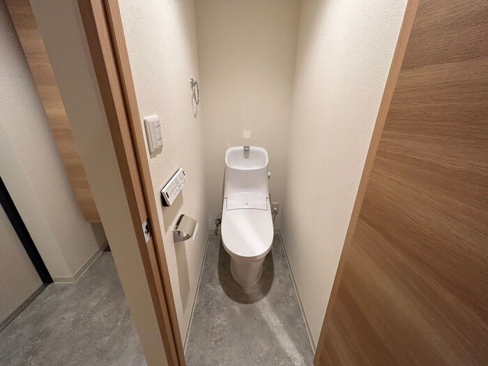 物件内観写真15　(トイレ)