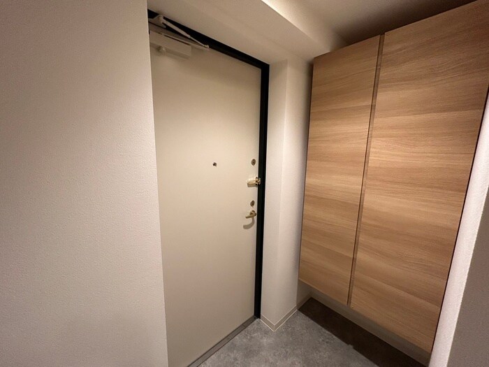 物件内観写真17　(玄関)