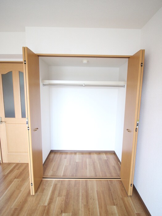 物件内観写真9　(収納)