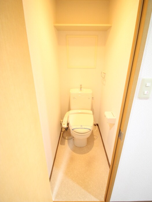 物件内観写真12　(トイレ)