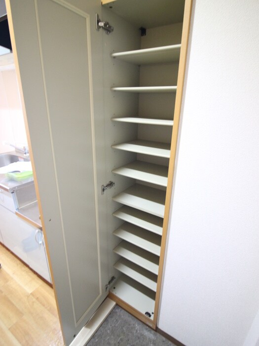 物件内観写真17　(靴箱)