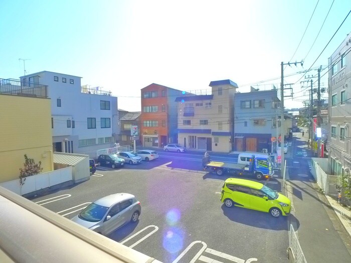 物件内観写真20　(室内からの展望)