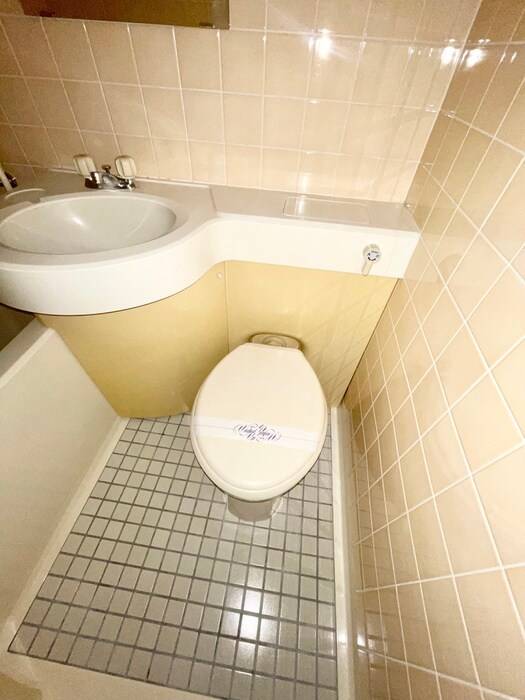 物件内観写真13　(トイレ)