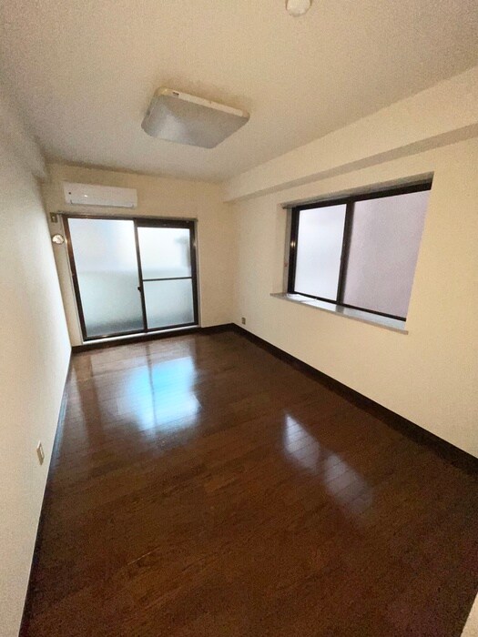 物件内観写真17　(室内からの展望)