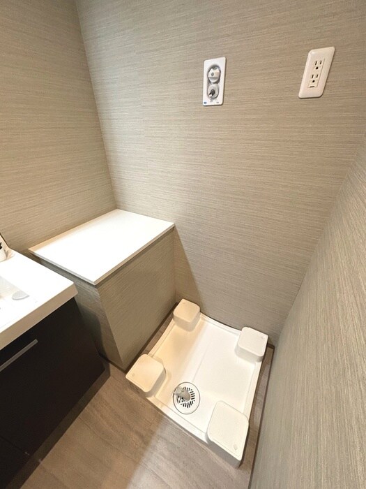 物件内観写真14　(洗濯機置場)