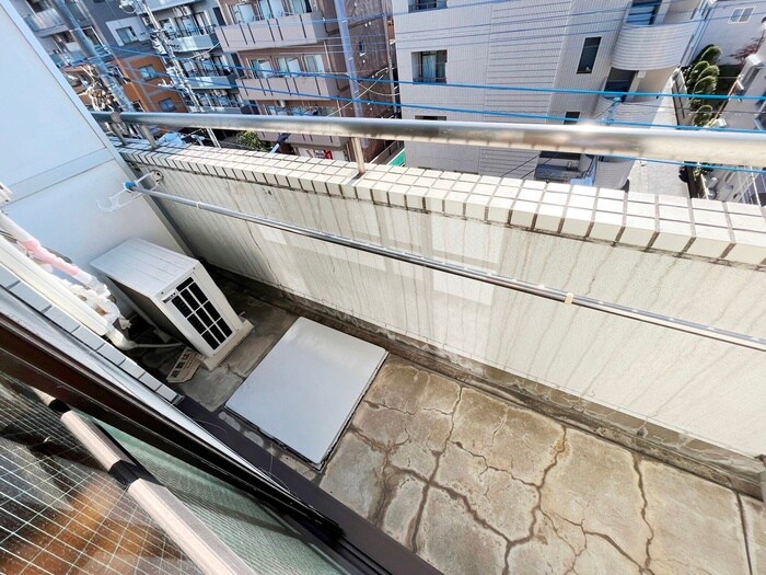 ロ－エングリ－ンハイツのベランダ・バルコニー