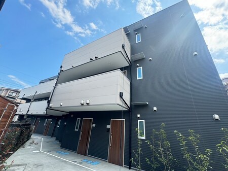 Bright　Stage　Tsujido外観写真