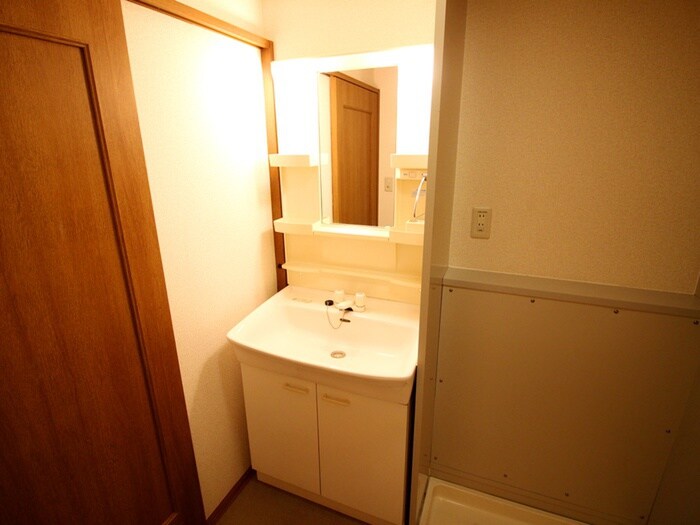 物件内観写真12　(洗面)