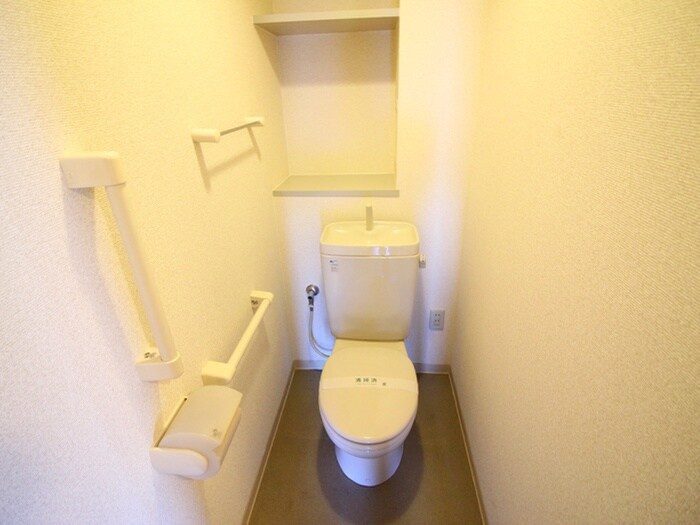 物件内観写真12　(トイレ)