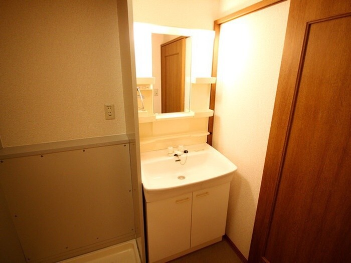 物件内観写真13　(洗面)