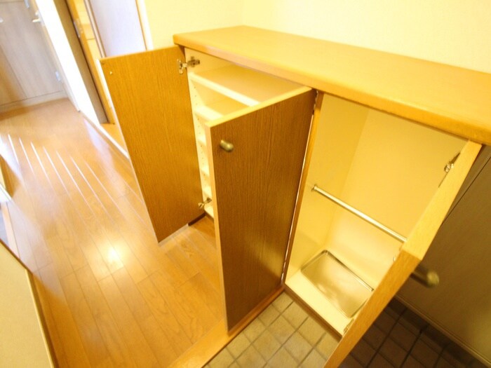 物件内観写真20　(靴箱)