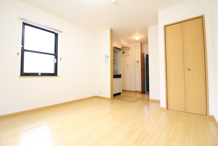 物件内観写真6　(居室)