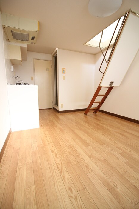 物件内観写真8　(居室)