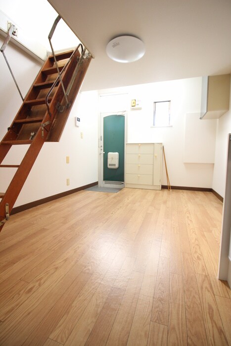 物件内観写真9　(居室)