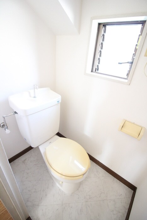 物件内観写真14　(トイレ)