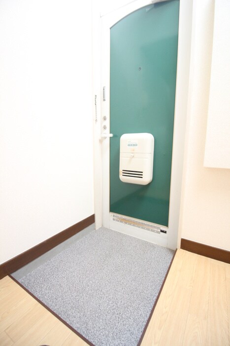 物件内観写真15　(玄関)