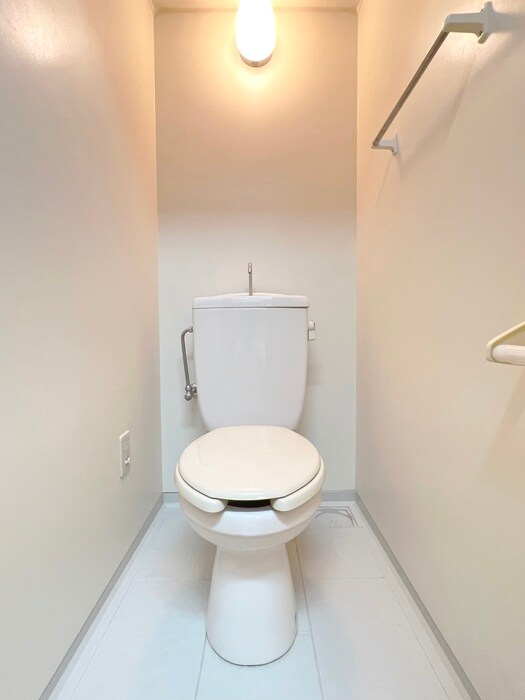 物件内観写真14　(トイレ)