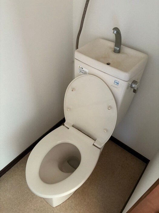 物件内観写真10　(トイレ)