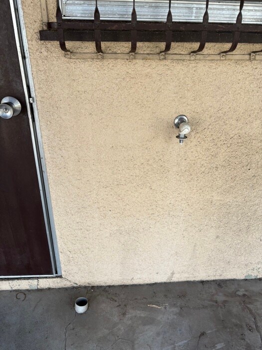 物件内観写真11　(洗濯機置場)