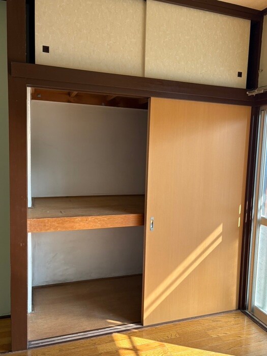 物件内観写真12　(収納)