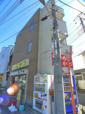 ルーエ・バーニーズ外観写真