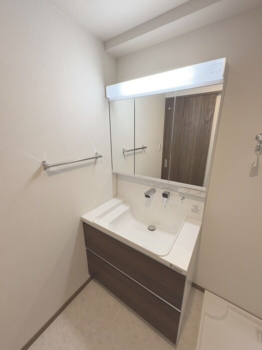 物件内観写真12　(洗面)