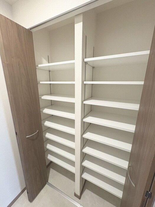 物件内観写真19　(靴箱)