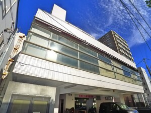 松岡ビル外観写真