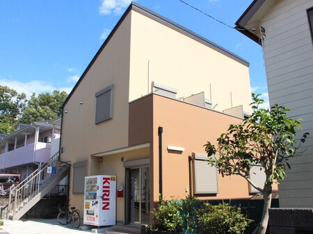 リヴェール中山外観写真