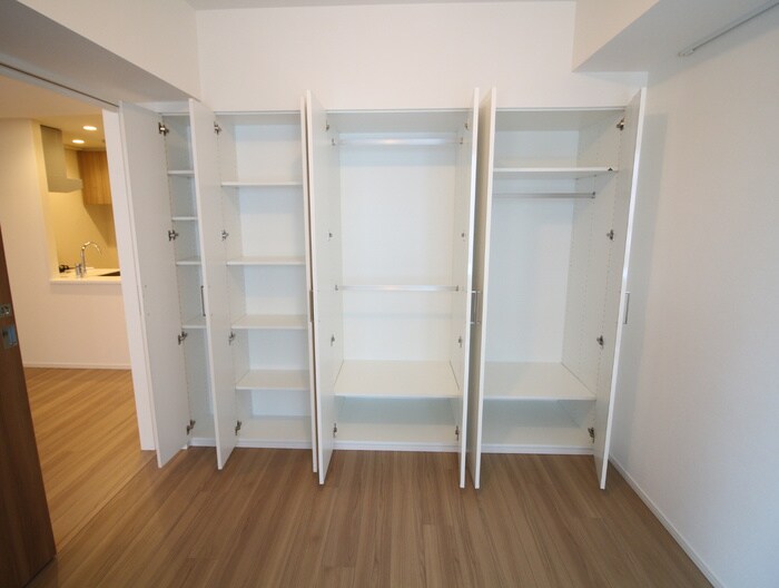 物件内観写真15　(収納)