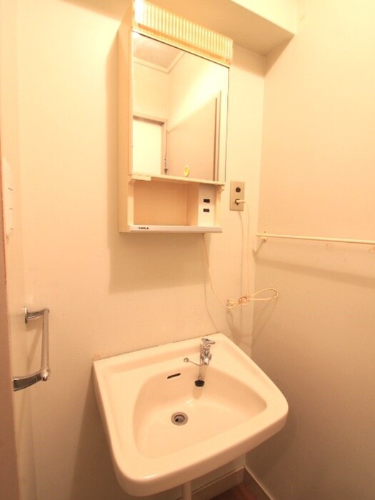 物件内観写真10　(洗面)