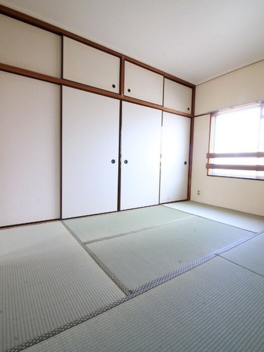 物件内観写真16　(居室)