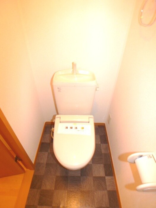 物件内観写真13　(トイレ)