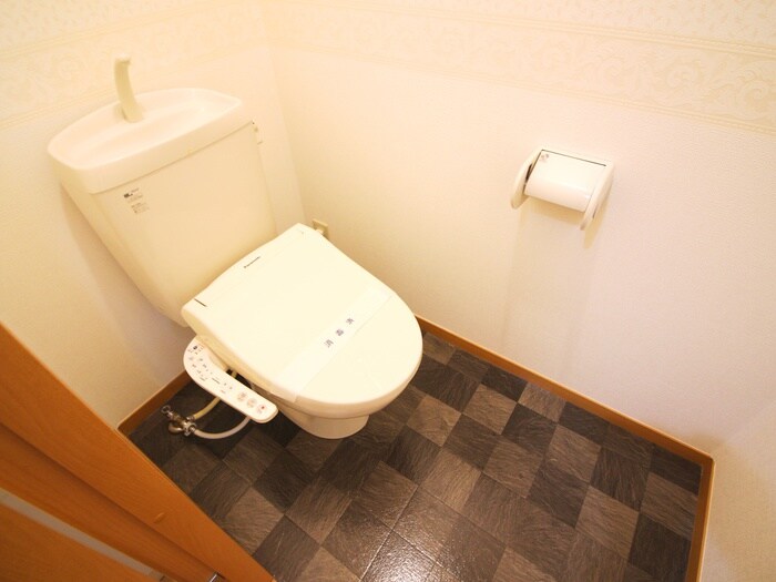 物件内観写真14　(トイレ)