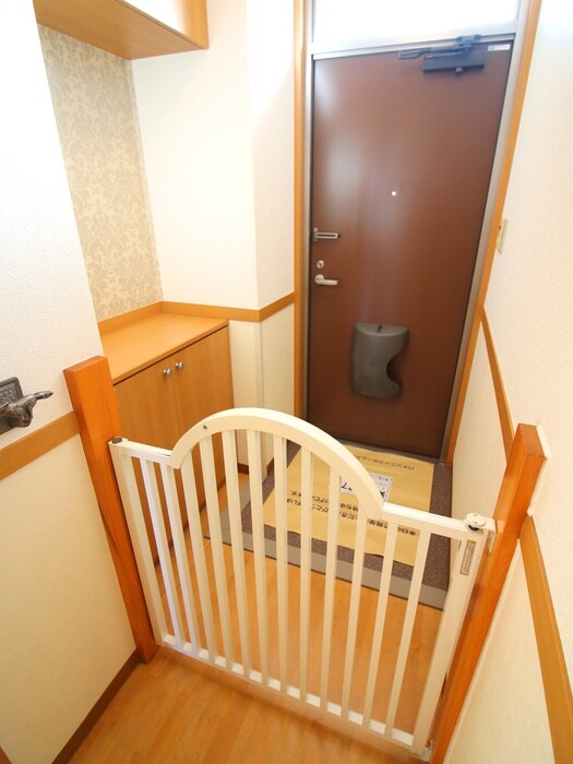 物件内観写真19　(玄関)