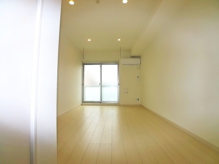 物件内観写真9　(室内からの展望)