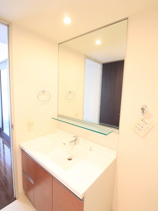 物件内観写真13　(洗面)