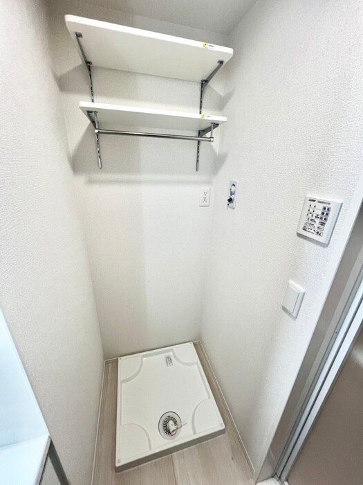 物件内観写真19　(洗濯機置場)