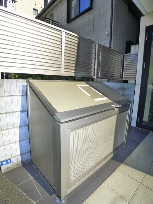 物件外観写真6　(建物設備)