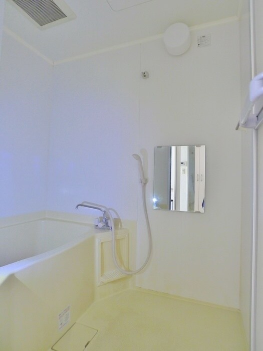 物件内観写真15　(玄関)