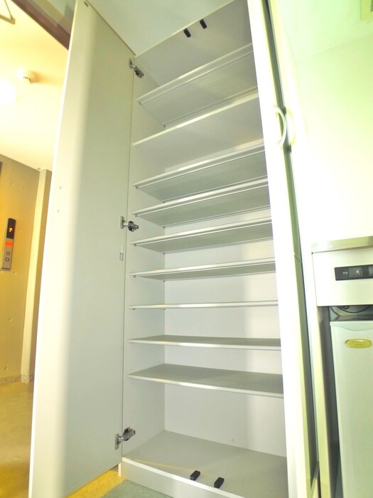 物件内観写真19　(靴箱)