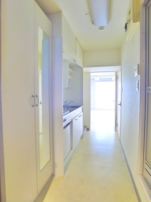 物件内観写真20　(廊下)