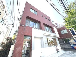 ﾌﾟﾘﾏｳﾞｪｰﾙ吉祥寺ｼｭｰﾙ(201)外観写真