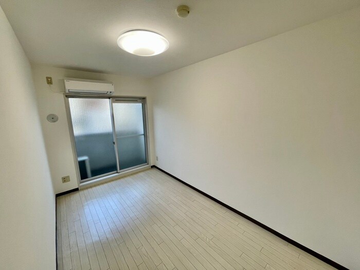 物件内観写真19　(居室)