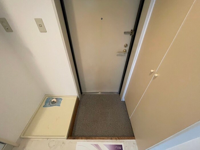 物件内観写真20　(玄関)