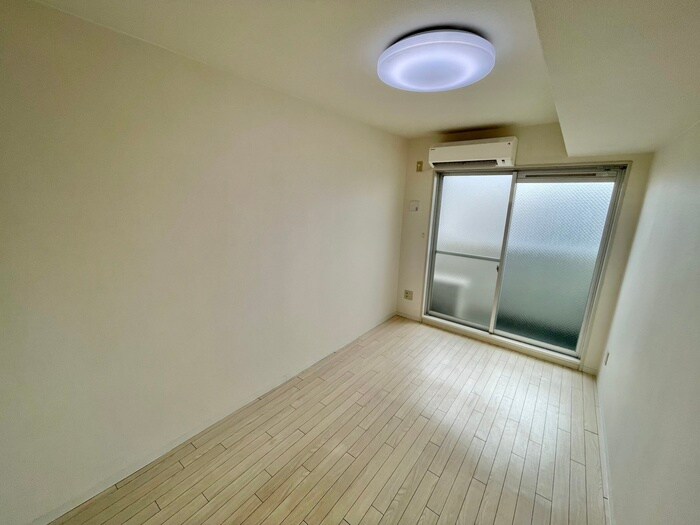 物件内観写真21　(居室)