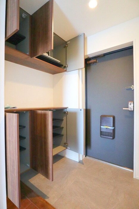 物件内観写真12　(靴箱)