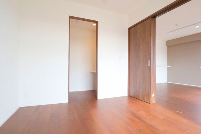 物件内観写真14　(居室)